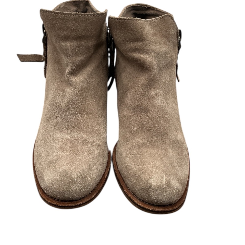 Dolce vita Stylish Tan Ankle Boots size 9.5‎